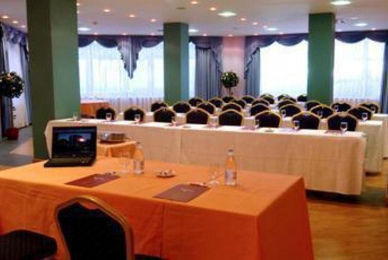 ארנדה דה דוארו Hotel V.Ciudad מראה חיצוני תמונה